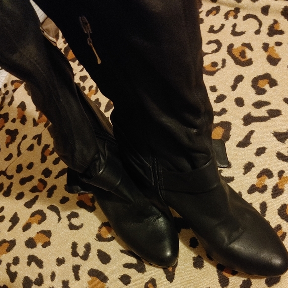 Size 40 Genuine leather over the knee boots - Picture 3 of 5